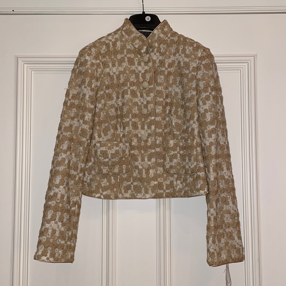 NWT Worthwhile Set- skirt and jacket- size 4